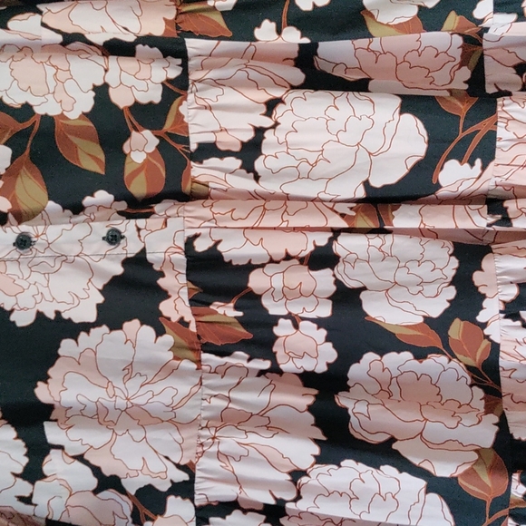 WHO WHAT WHERE Floral Tiered Midi Shirt Dress Short Sleeves Peony - Picture 5 of 9